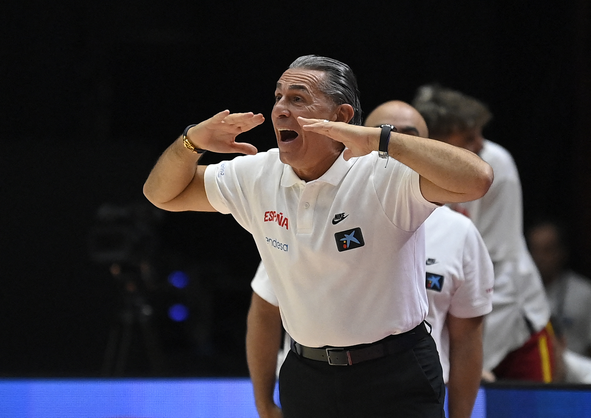 La gran revolución silenciosa de Florentino Pérez: cuatro entrenadores nuevos a la vez, terremoto en el baloncesto y tres ascensos para la Junta del Madrid