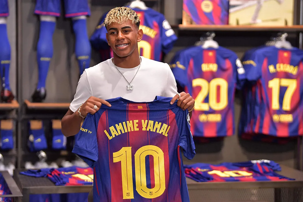 Lamine Yamal ya luce el dorsal 10: "Messi hizo su camino, yo voy a hacer el mío"