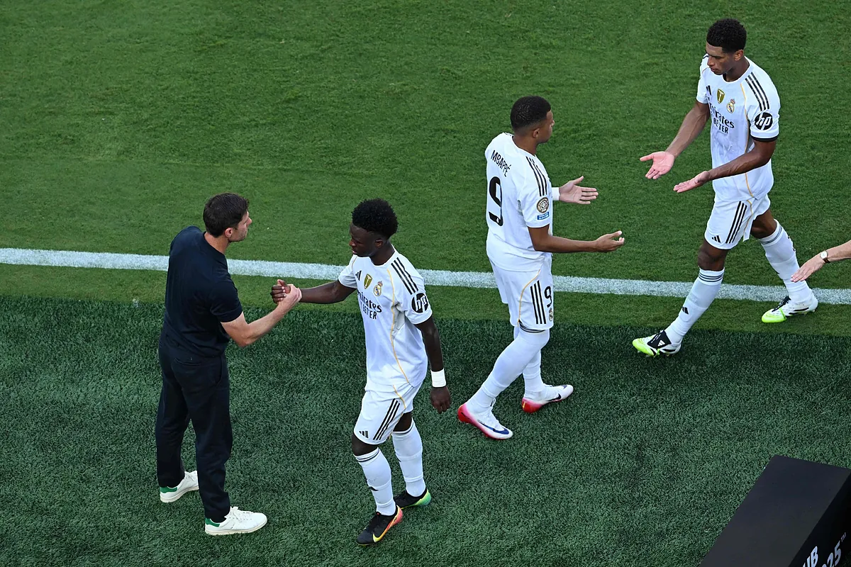 Los vicios del Madrid, las "certezas" de Xabi Alonso y un mercado de decisiones: Carreras, Rodrygo, Gonzalo... Y más fichajes