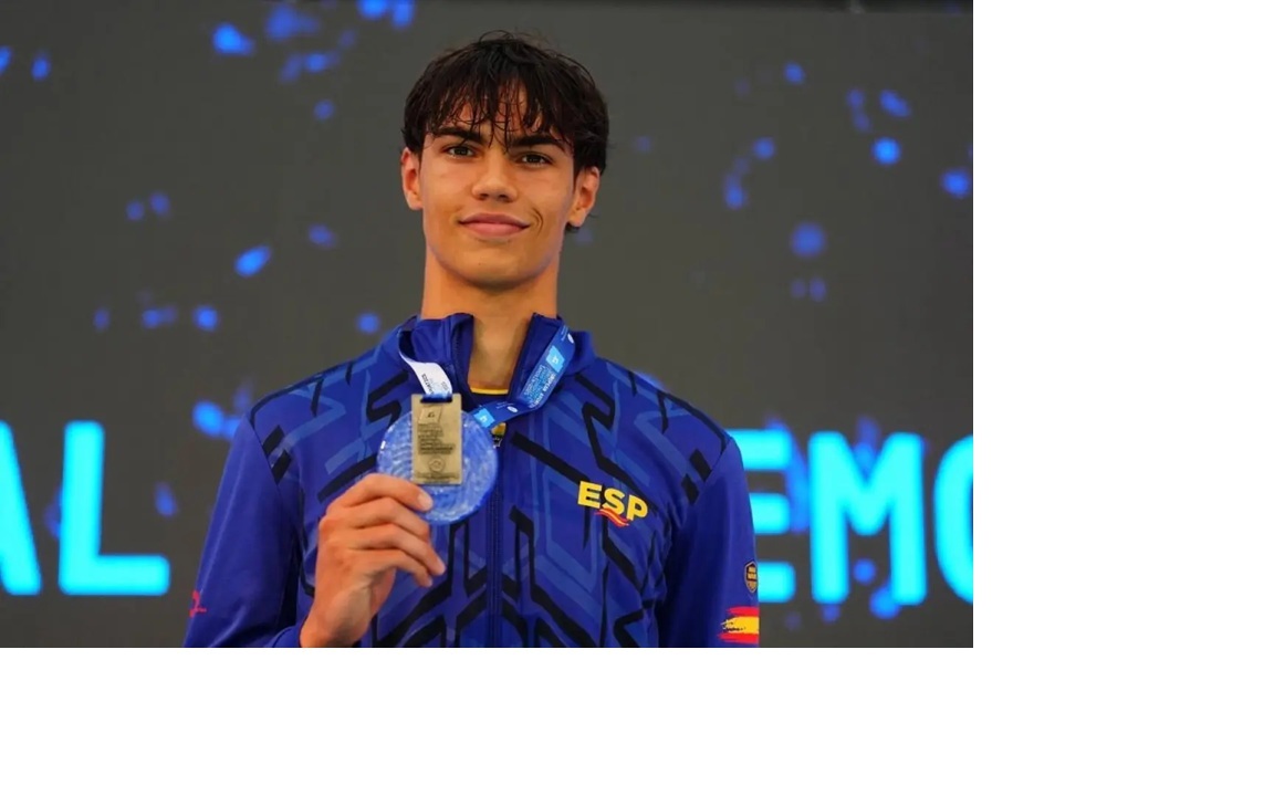 Luca Hoek, una bala de 17 años para la natación española