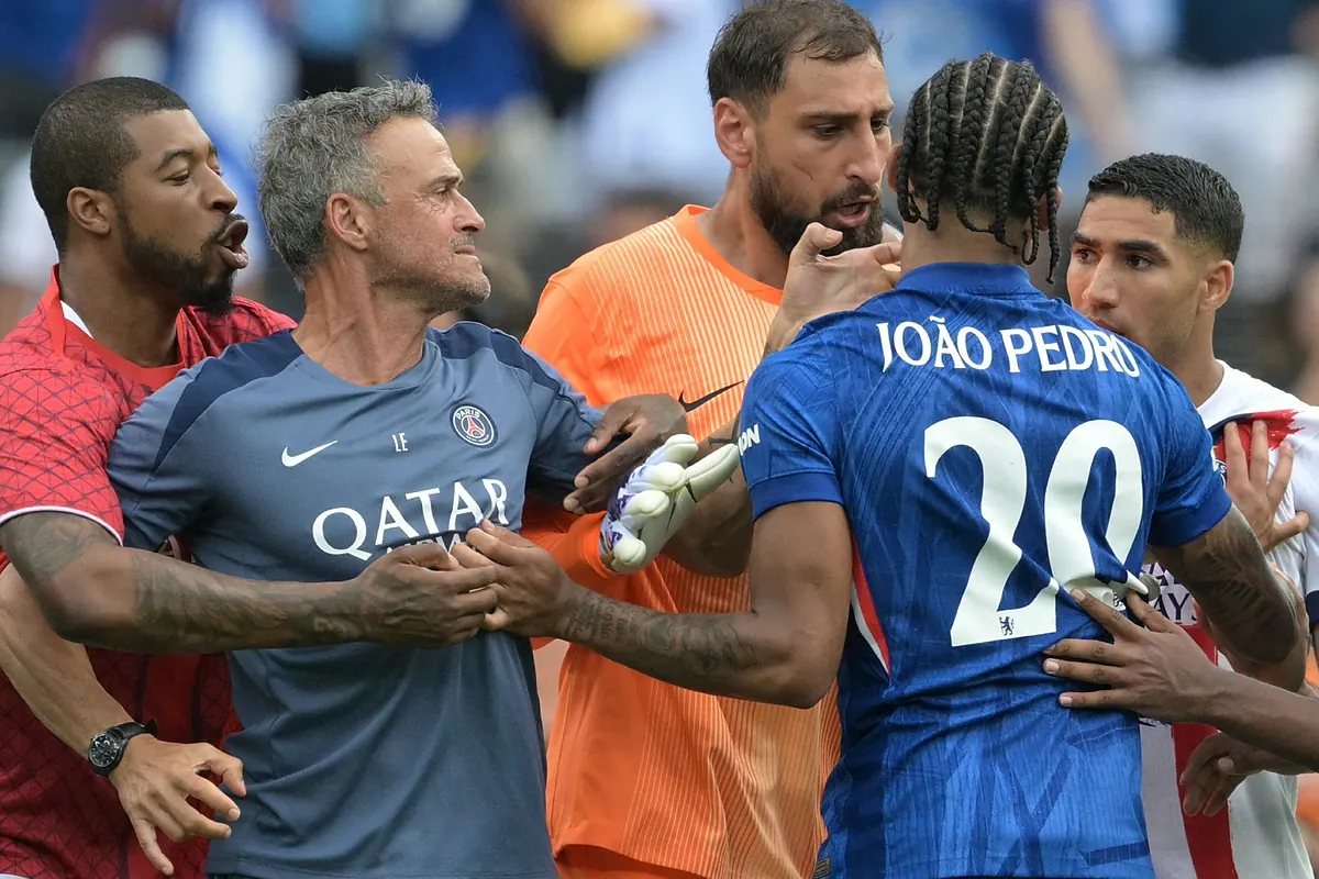 Palmer y el Chelsea hacen humano al PSG en una final del Mundial que termina con manotazo de Luis Enrique a Joao Pedro