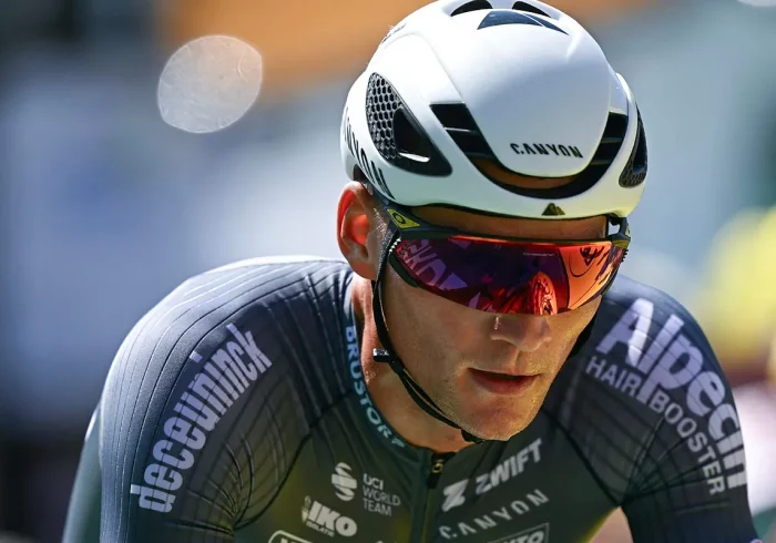 Van der Poel abandona el Tour por una neumonía