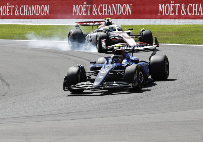 Verstappen ofrece el primer regalo a Mekies y Sainz acaba sexto en la 'sprint race' de Spa