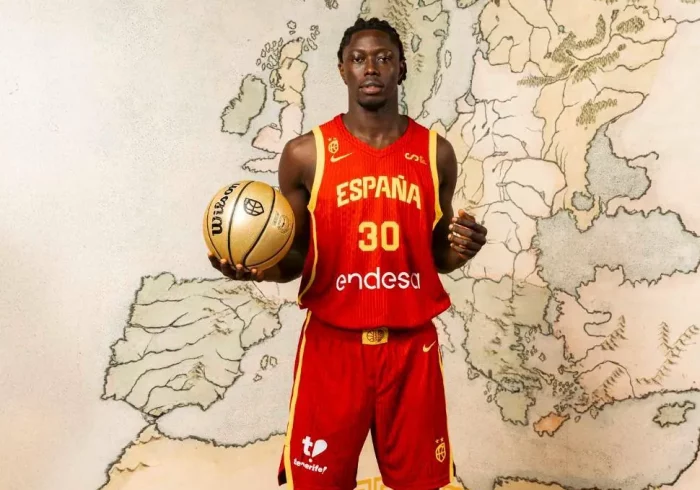 Ndiaye causa baja en la selección por una lesión en el hombro izquierdo