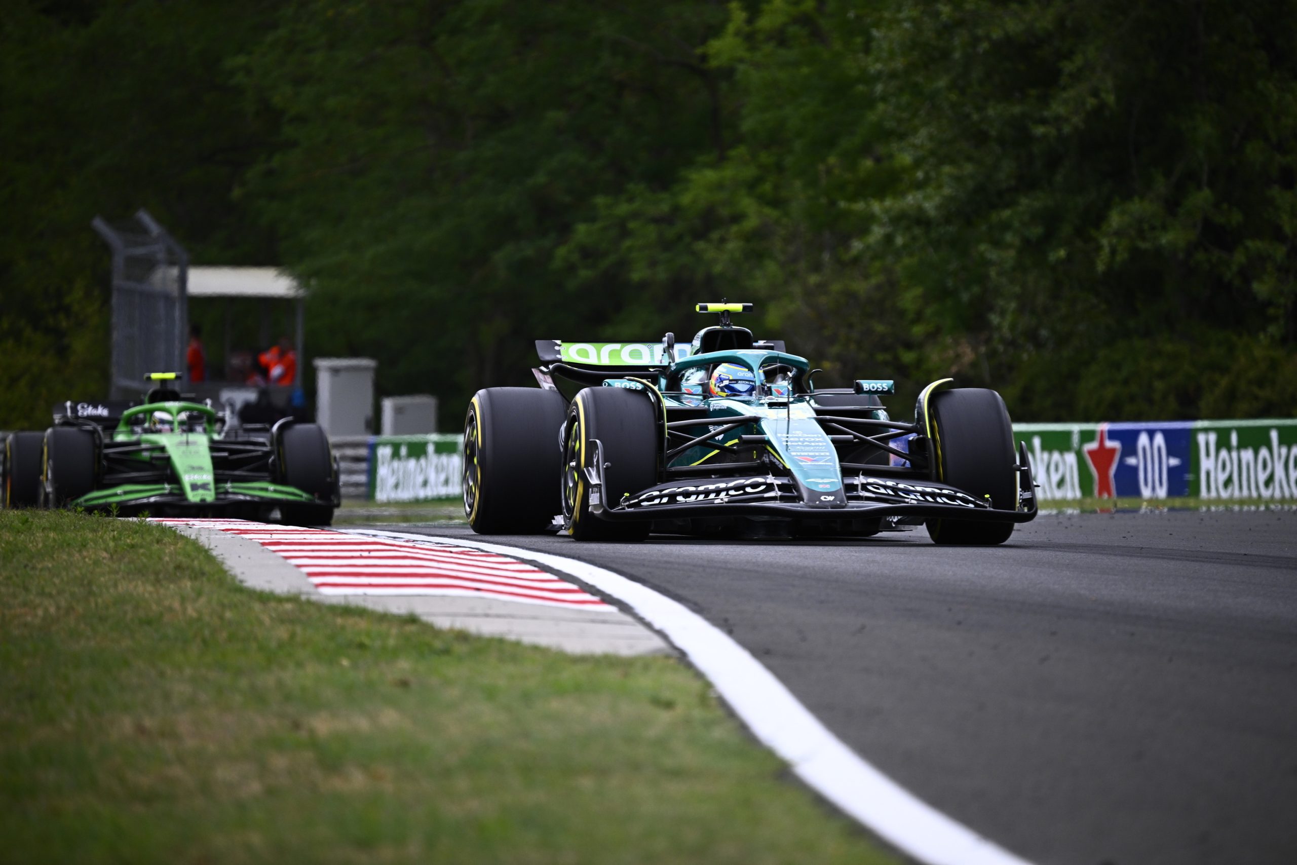 Norris devuelve el golpe a Piastri y Alonso impone su jerarquía en Hungaroring