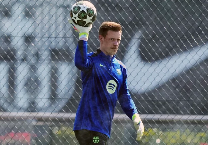 Ter Stegen, una vida de genio y rebeldía: antes de retar al Barça rivalizó con Messi, Neuer o Claudio Bravo