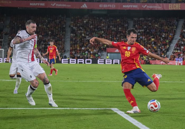 Atasco en el corazón de España: una docena de opciones para la mitad de puestos en el centro del campo