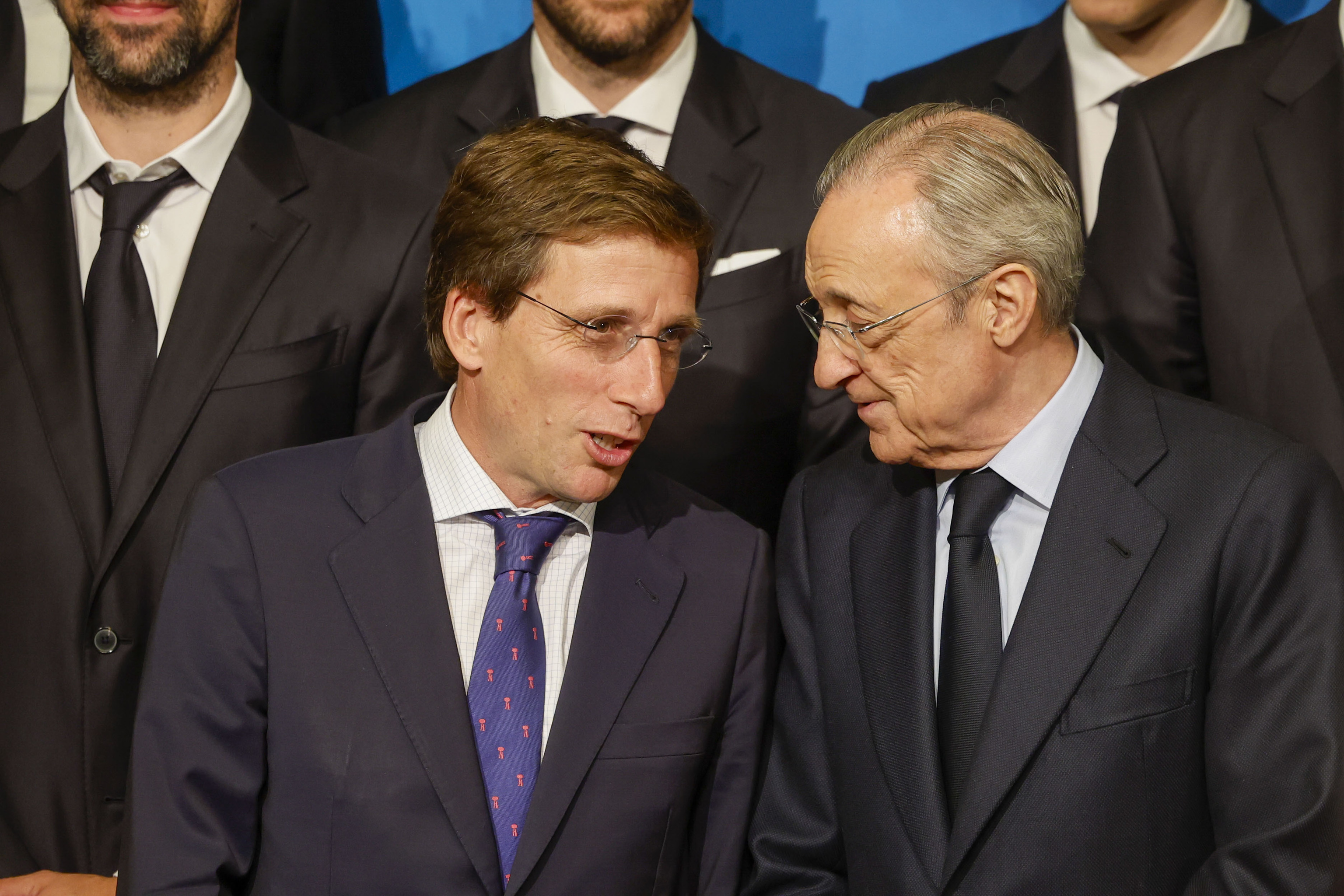 Florentino Pérez junto a Martínez-Almeida, alcalde de Madrid.