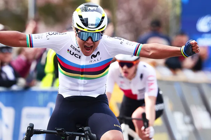 España se baña en oro en el Europeo de ciclismo: doblete histórico de Paula Ostiz en júnior y triunfo de Blasi en sub'23