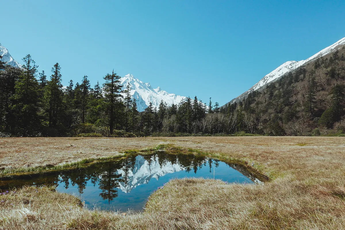 Las 97 cumbres de Nepal a las que nadie quiere ir: "El Everest es lo que tiene valor para quien quiere la foto"