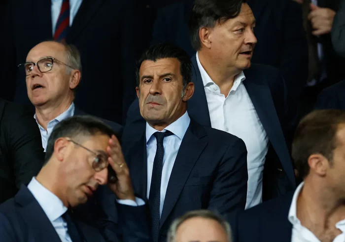 Los insultos a Figo en un duelo en el que "mereció la victoria" el PSG: "El Barça es favorito para la Champions junto a algunos más que no pienso decir"