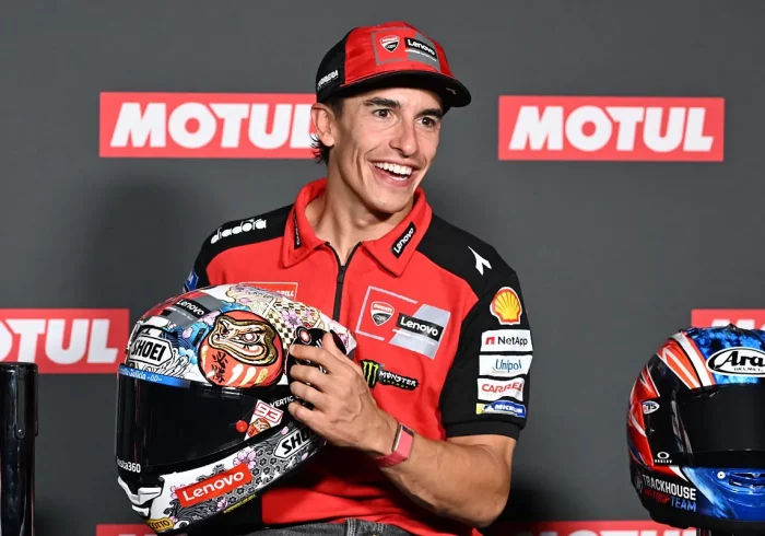 Marc Márquez, operado con éxito de su hombro derecho