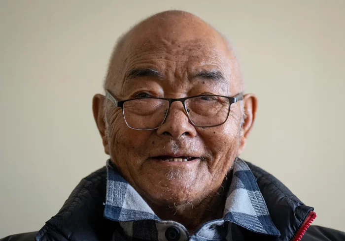 Muere a los 92 años Kanchha Sherpa, el último superviviente de la expedición que en 1953 llegó por primera vez a la cima del Everest