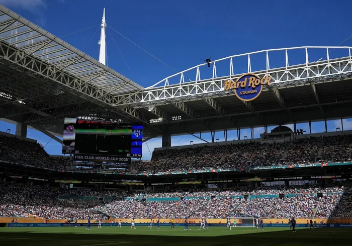 Plante de 30 segundos en todos los partidos de Liga por el partido de Miami