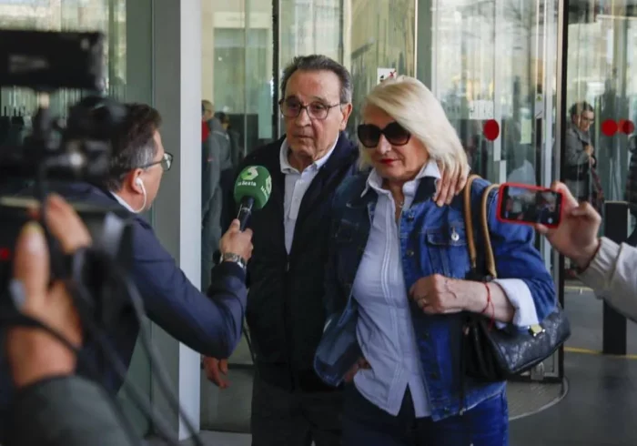 Un juzgado de Barcelona pide al FC Barcelona los contratos con Enríquez Negreira