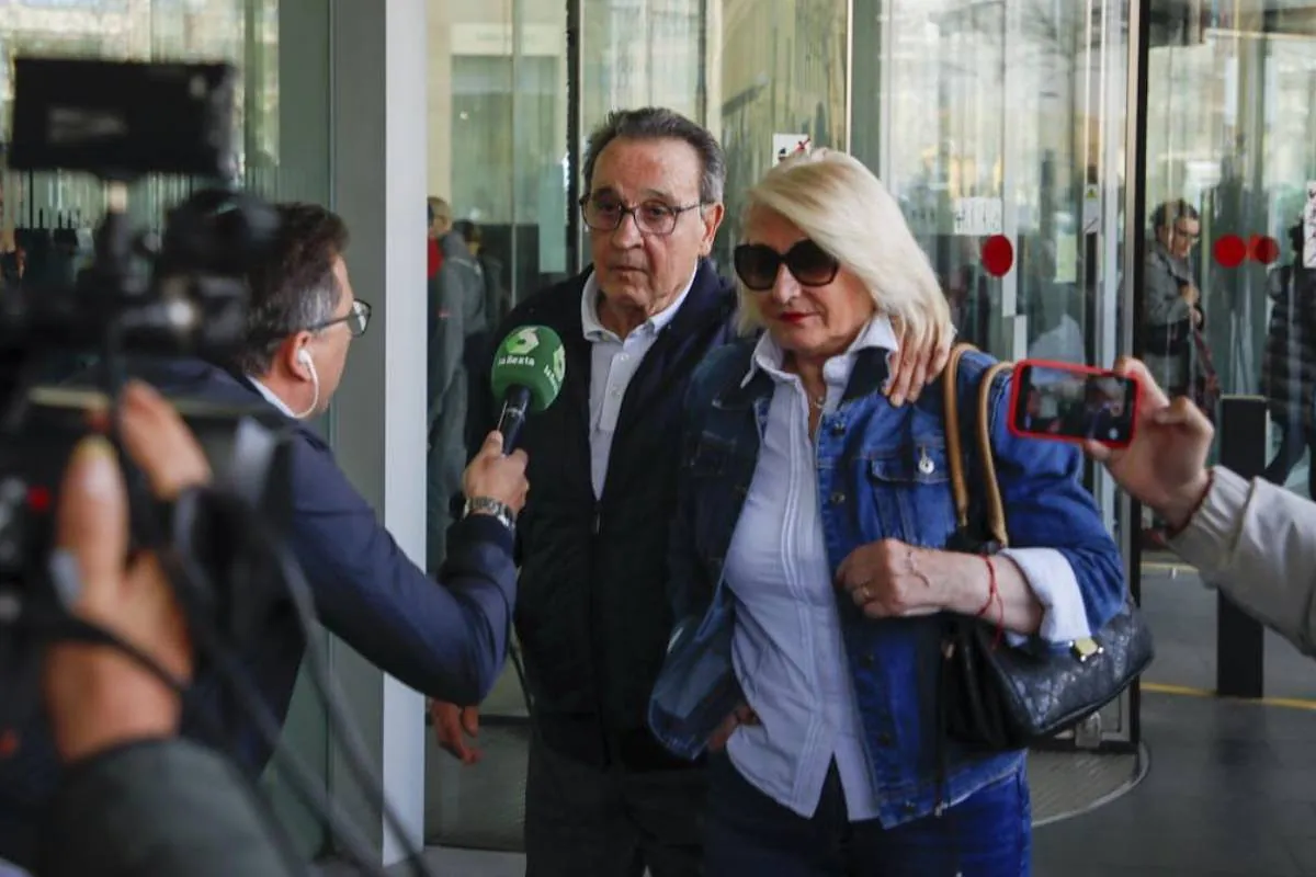 Un juzgado de Barcelona pide al FC Barcelona los contratos con Enríquez Negreira