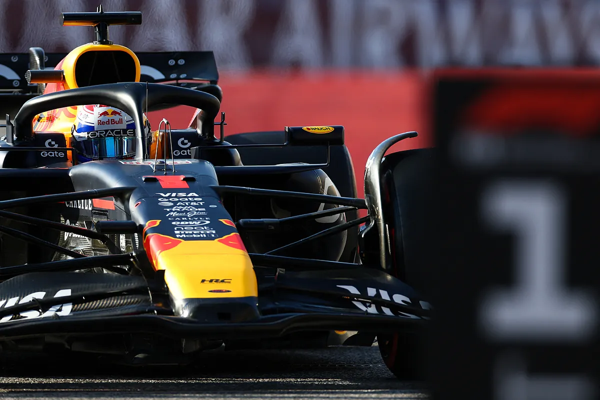 Verstappen estrecha el cerco sobre McLaren con otra 'pole' en Austin