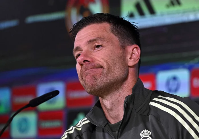 Xabi Alonso no contesta al "roban y se quejan" de Lamine Yamal: "Hay muchas declaraciones de gente del Barcelona"