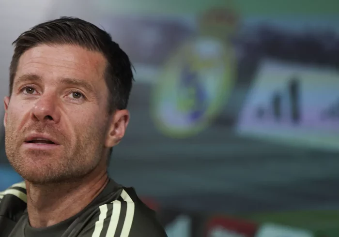 Xabi Alonso y si le molestó la ausencia de Fede Valverde en el calentamiento ante el Kairat: "Quiero que todos participen"