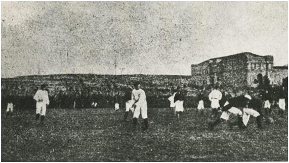 El primer partido entre el Madrid CF y el FC Barcelona, en 1902.