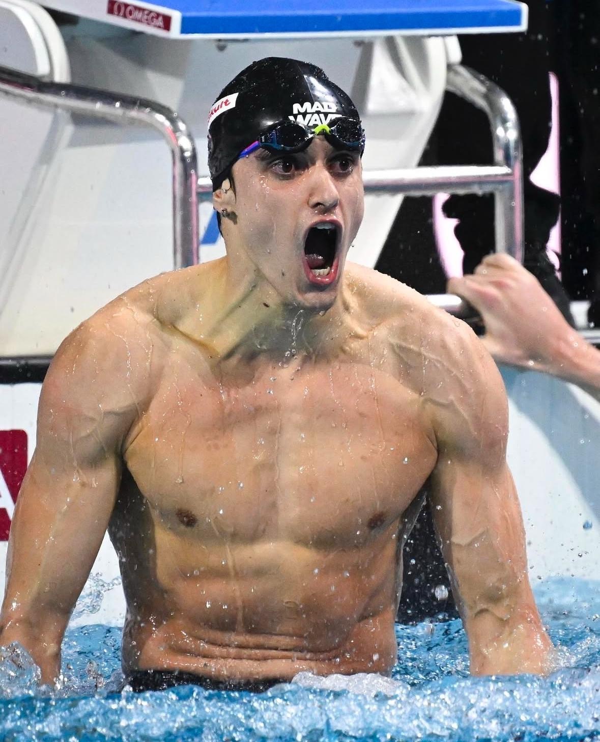 Carles Coll, un campeón mundial de natación que da clases particulares a 80 euros la hora: "Es guay ayudar a otros a mejorar"