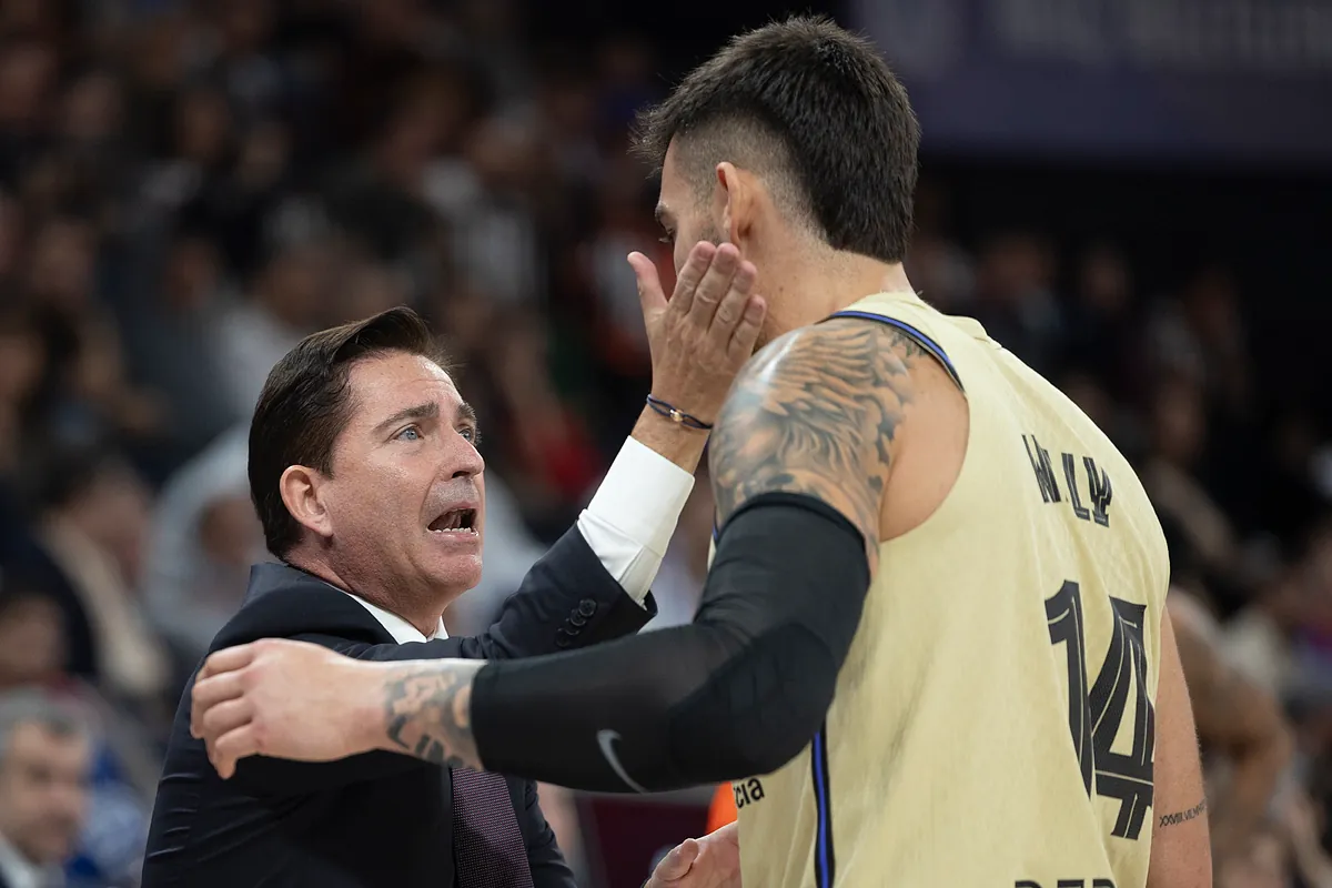 Cruel y polémica derrota en Estambul en la vuelta de Xavi Pascual al Barça