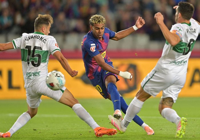 El Barça impone su autoridad frente a la insolencia del Elche