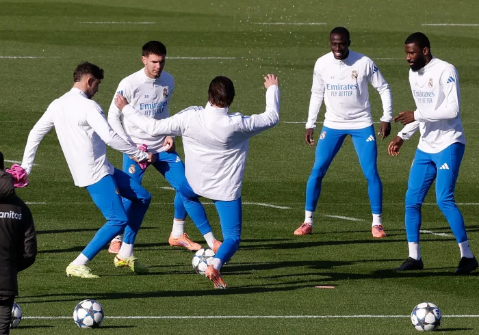 'El Loco' acude al rescate del Madrid y Xabi Alonso se congratula por la ''unidad'' del equipo