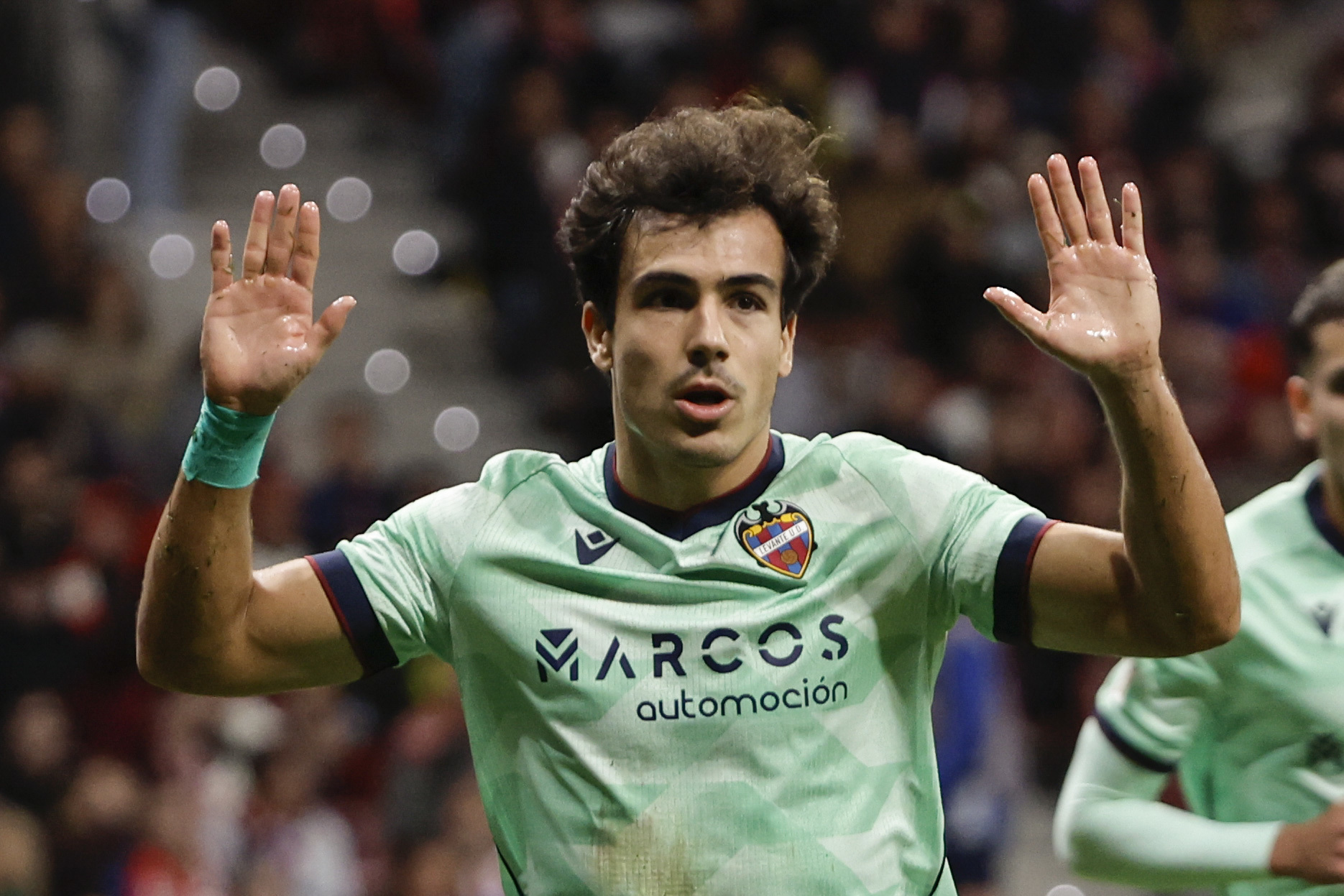 Manu Sánchez pide perdón tras marcar en el Metropolitano.