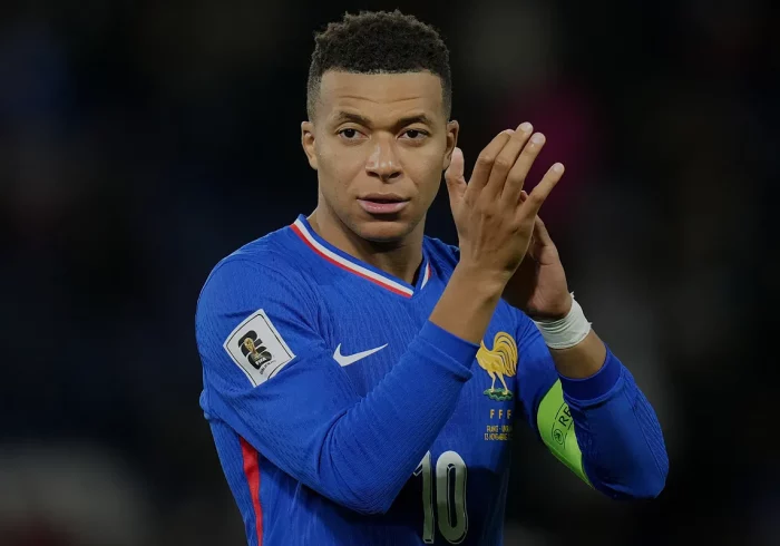 Guerra sin cuartel entre el PSG y Mbappé: más de 500 millones de euros en juego