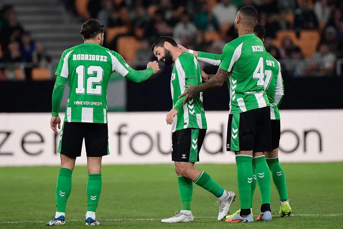 Isco, lesionado por un compañero en una jornada europea aciaga