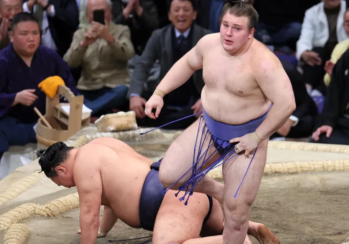 La sorpresa de Aonishiki, el primer ucraniano en ganar un título de sumo