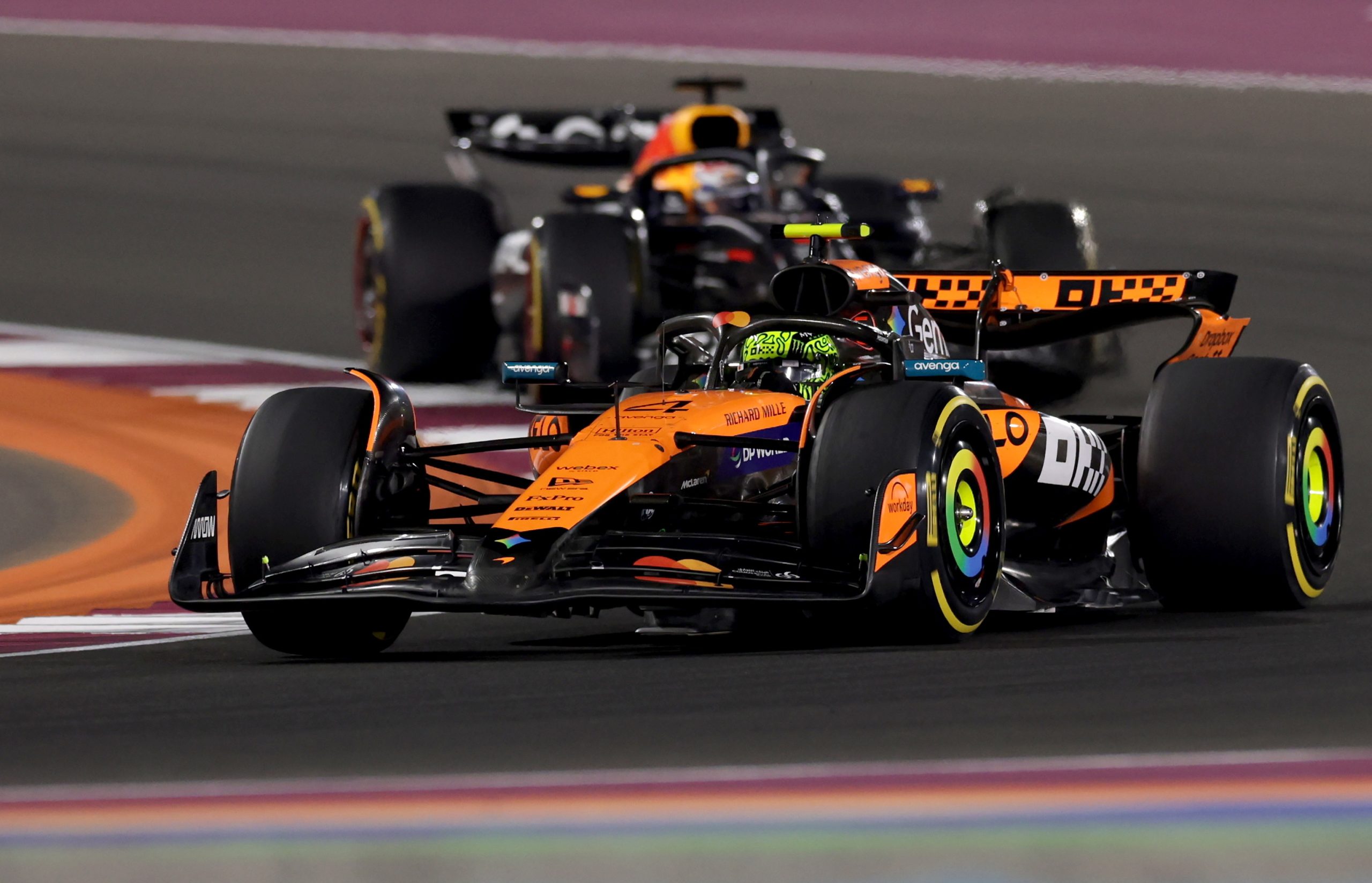 Piastri gana una soporífera 'sprint race' en Losail para recortar dos puntos sobre Norris