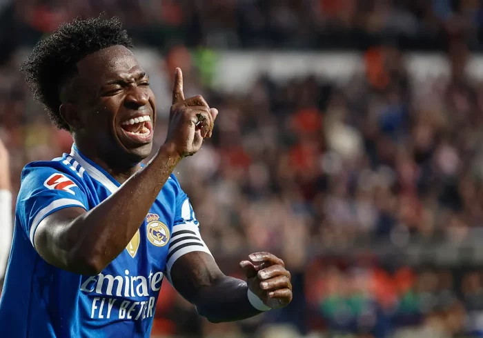 Vinicius ha devorado a Xabi Alonso