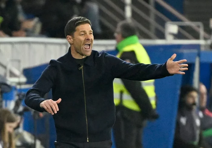 El sudoku de Xabi Alonso en el Madrid: sólo ha repetido alineación titular en una ocasión, contra Barça y Liverpool