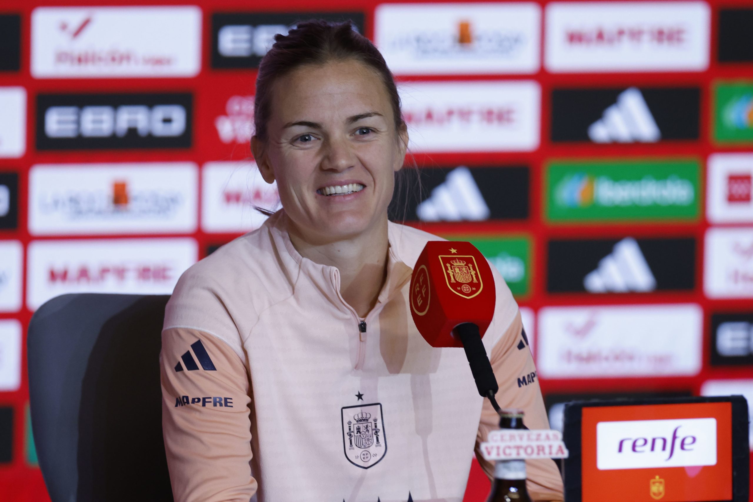 España, el equipo "maduro" que quiere otro título: "Esta generación ha peleado por jugar finales y, con su fútbol, llena estadios. Merecen ganar"