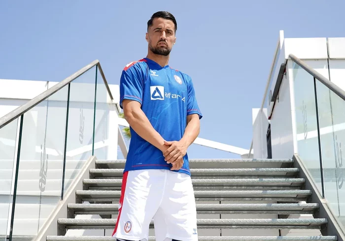 Jorge Casado, el defensa que hizo debutar Mourinho y que ahora espera al Barça con el Guadalajara