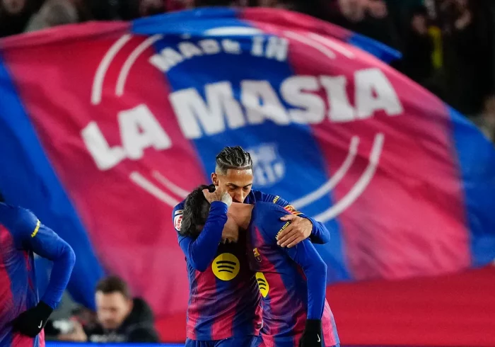 La preocupación de Flick por los lesionados y los halagos de Simeone a Raphinha: "No sé cómo no ganó el Balón de Oro"