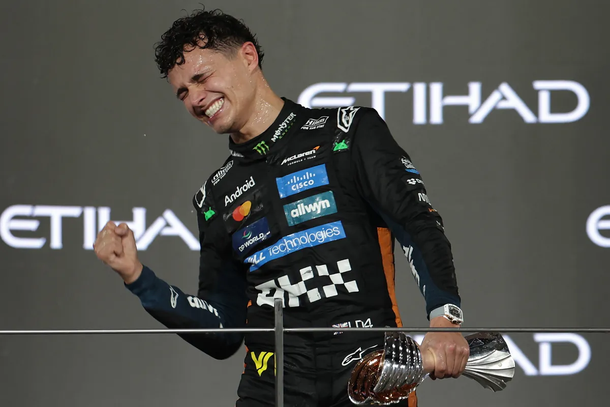 Lando Norris, campeón del mundo: una 'rock star' para Fernando Alonso y un modelo para la Generación Z