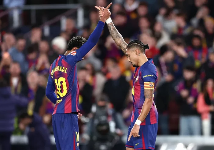 Raphinha derriba el muro de Osasuna