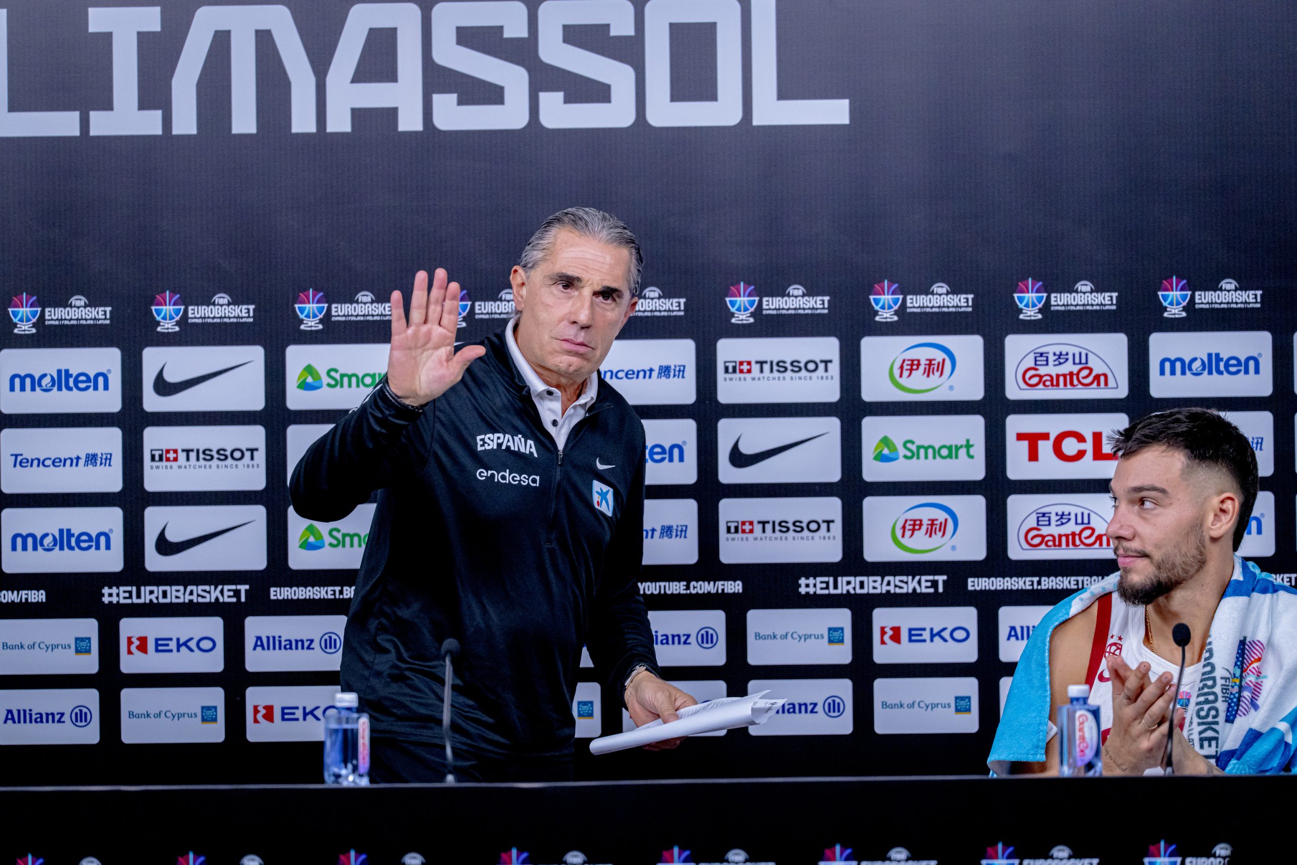 Scariolo, del adiós a una era con la selección a un Real Madrid en busca del despegue