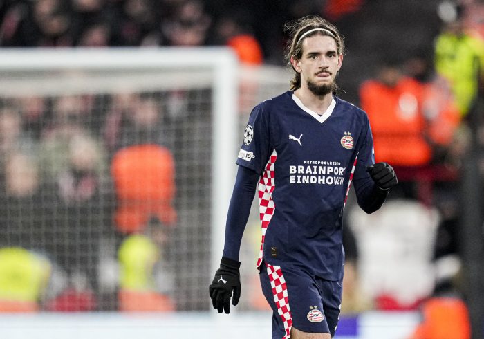 Yarek, soldado de Dios y jugador del PSV: "Se lo debo todo, sin él no podría levantarme"