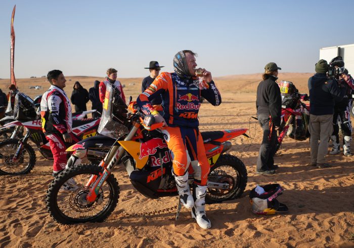 Al-Attiyah, a un paso del récord de Vatanen y Peterhansel