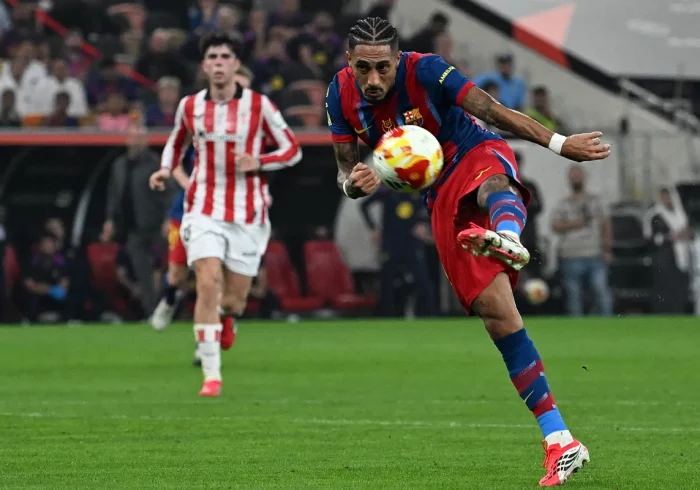 ¿Alguien puede parar a Raphinha? Valverde se presume como su opositor, con las alternativas de Carvajal y Trent