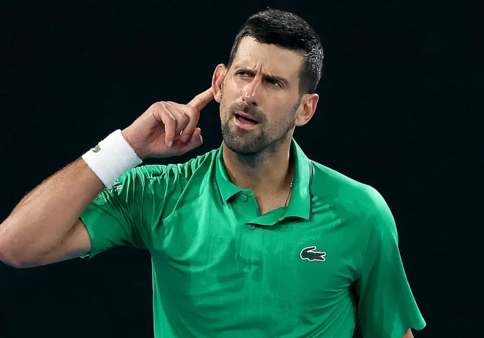 Djokovic se disculpa por el pelotazo que estuvo a punto de golpear a una recogepelotas: "Fui afortunado de seguir en pista"