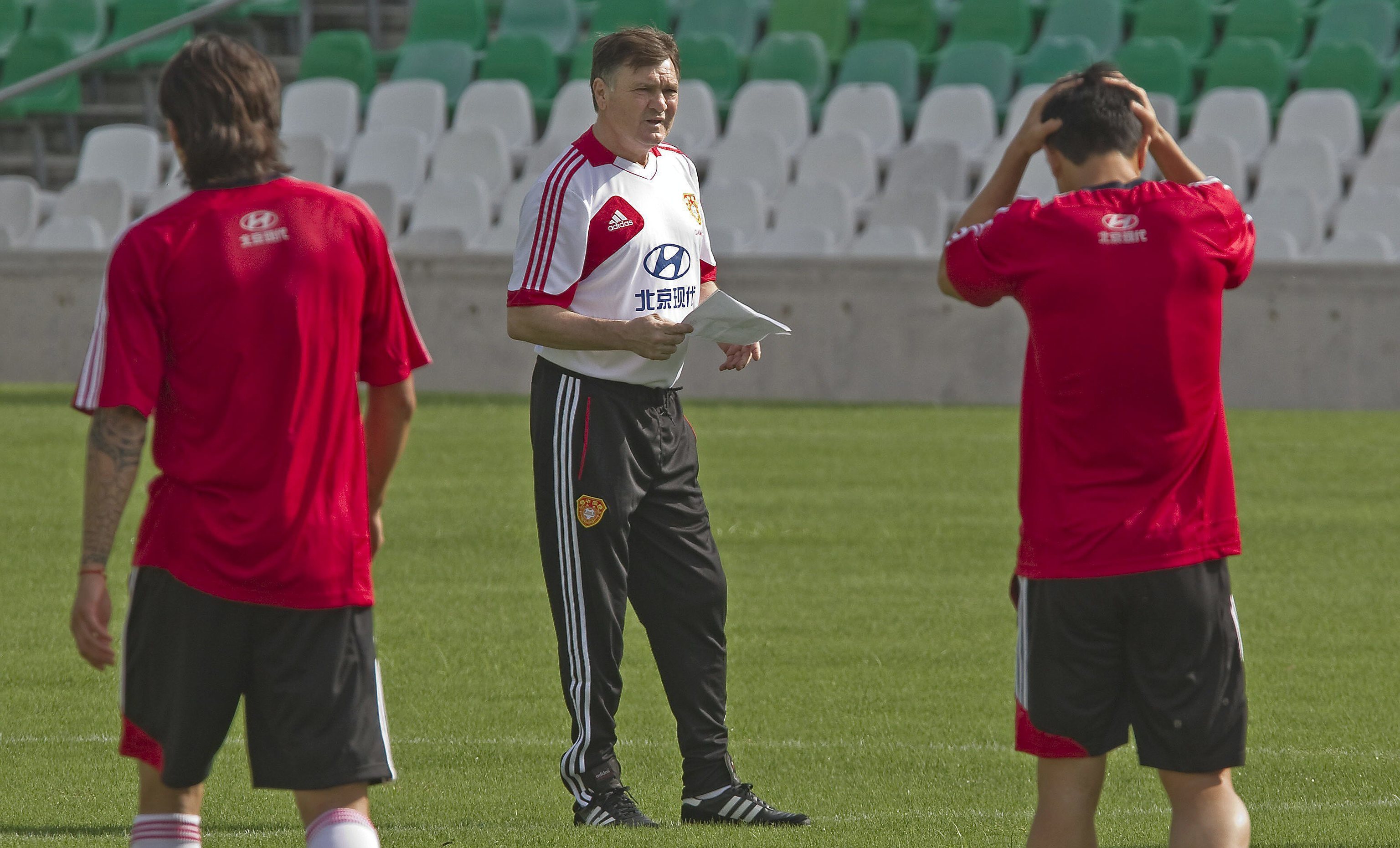 José Antonio Camacho, como seleccionador chino en 2012.