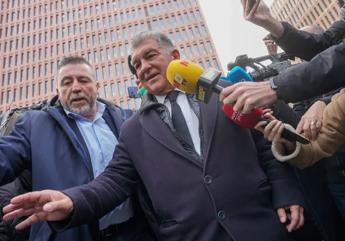 Laporta convoca elecciones en el Barcelona para el 15 de marzo