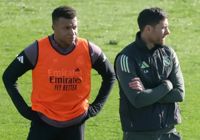 Mbappé no se recupera a tiempo del esguince de rodilla y no viajará a Arabia para la Supercopa