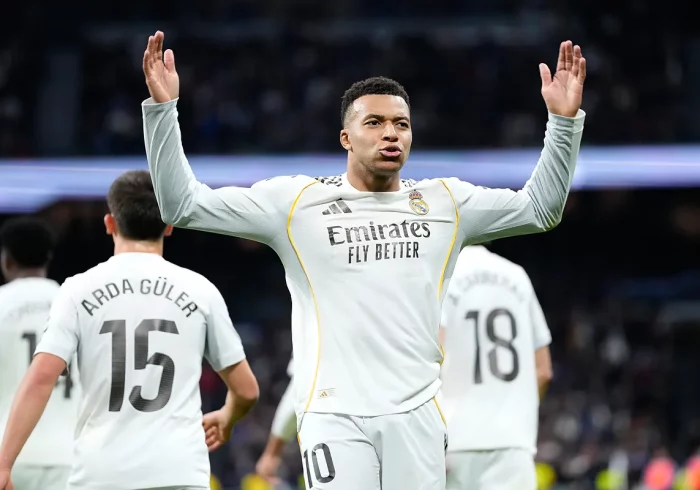 Mbappé y Asencio sofocan las llamas del gran incendio del Bernabéu