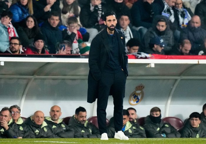 Nadie baila en el ridículo del Madrid, eliminado en la Copa en el debut de Arbeloa